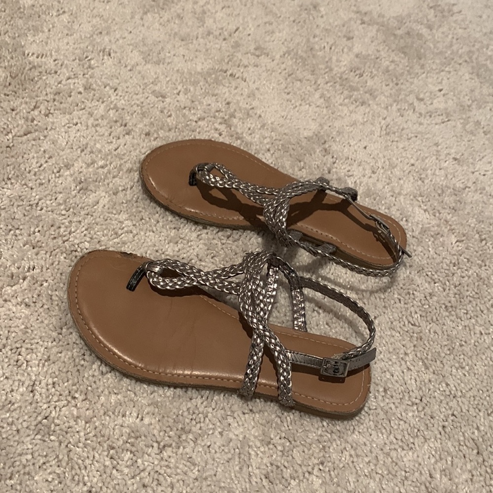 Sandals - Picture 2 of 4